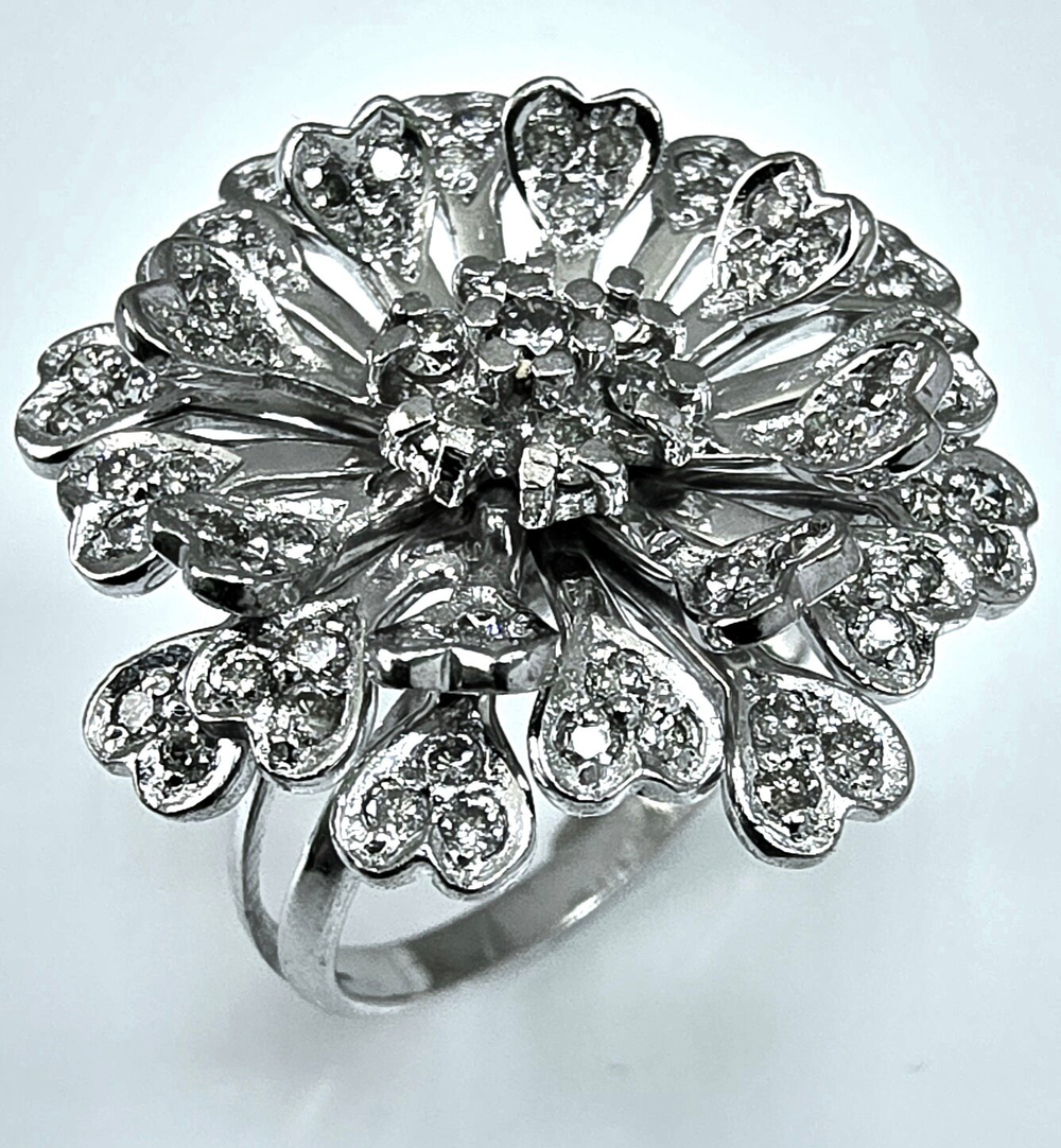 Кольцо Эстерелла золото 750, бриллианты