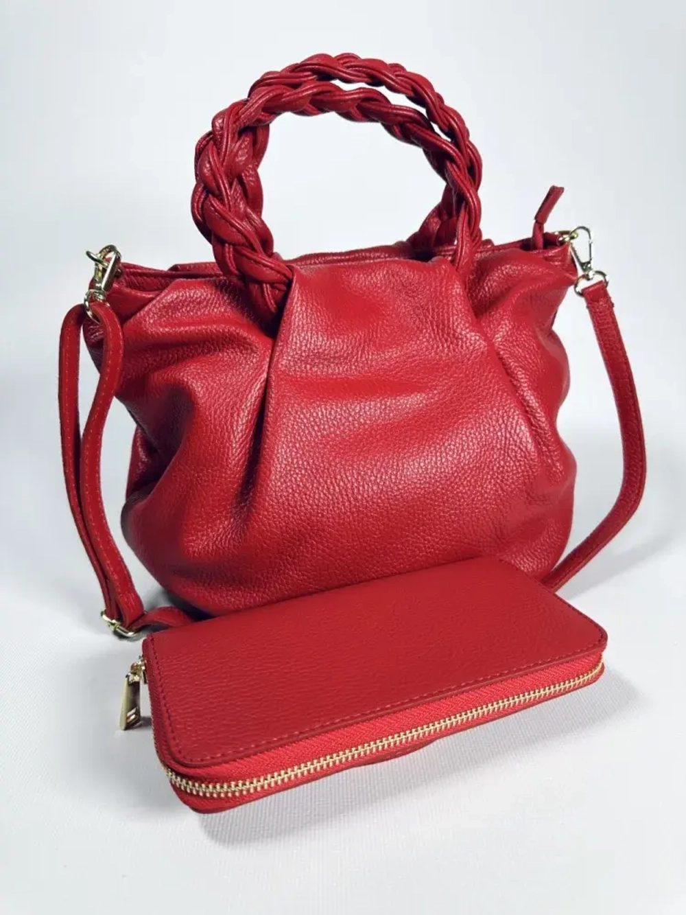 Женский красный кошелек на молнии