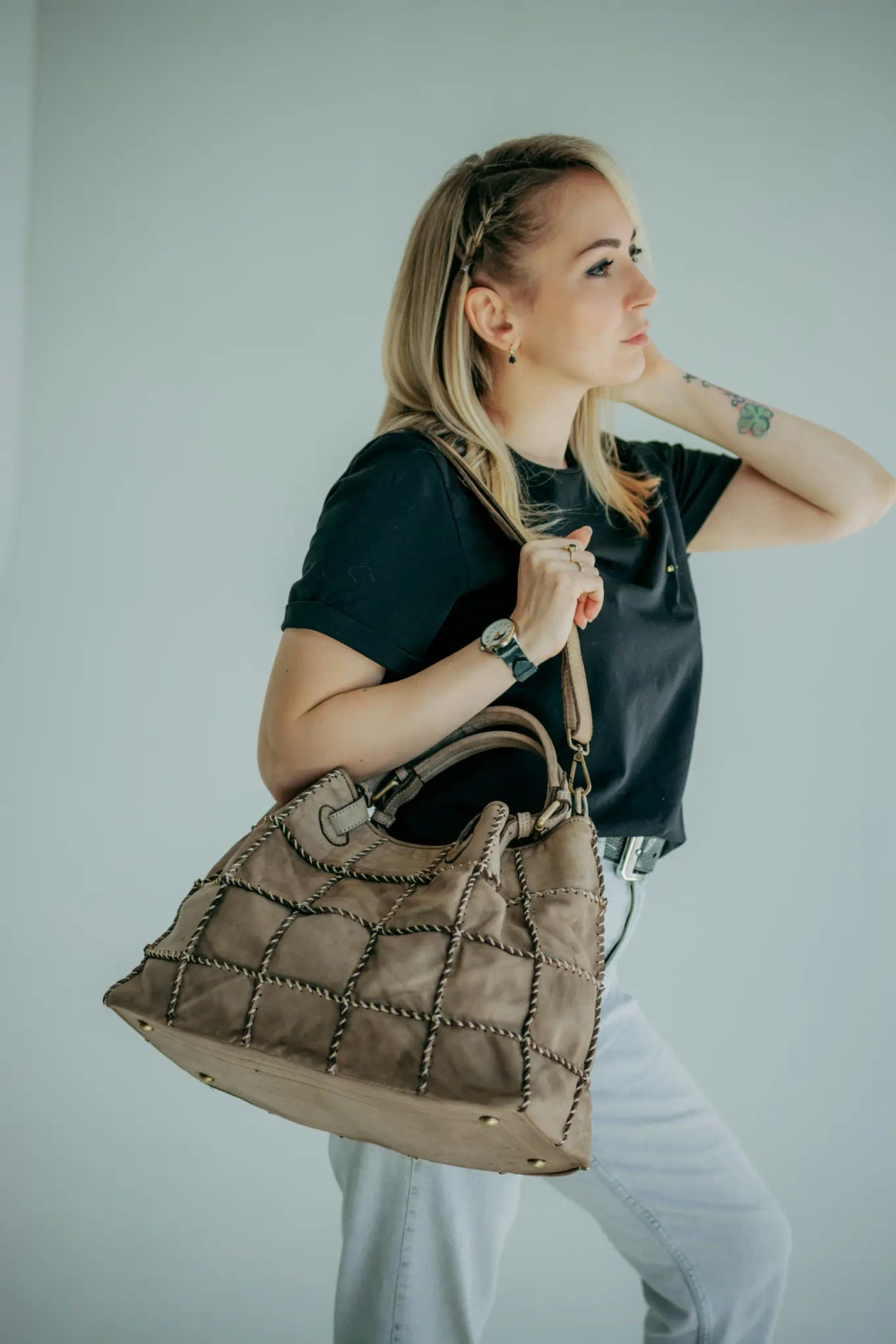 Женская сумка из натуральной винтажной кожи цвет тауп