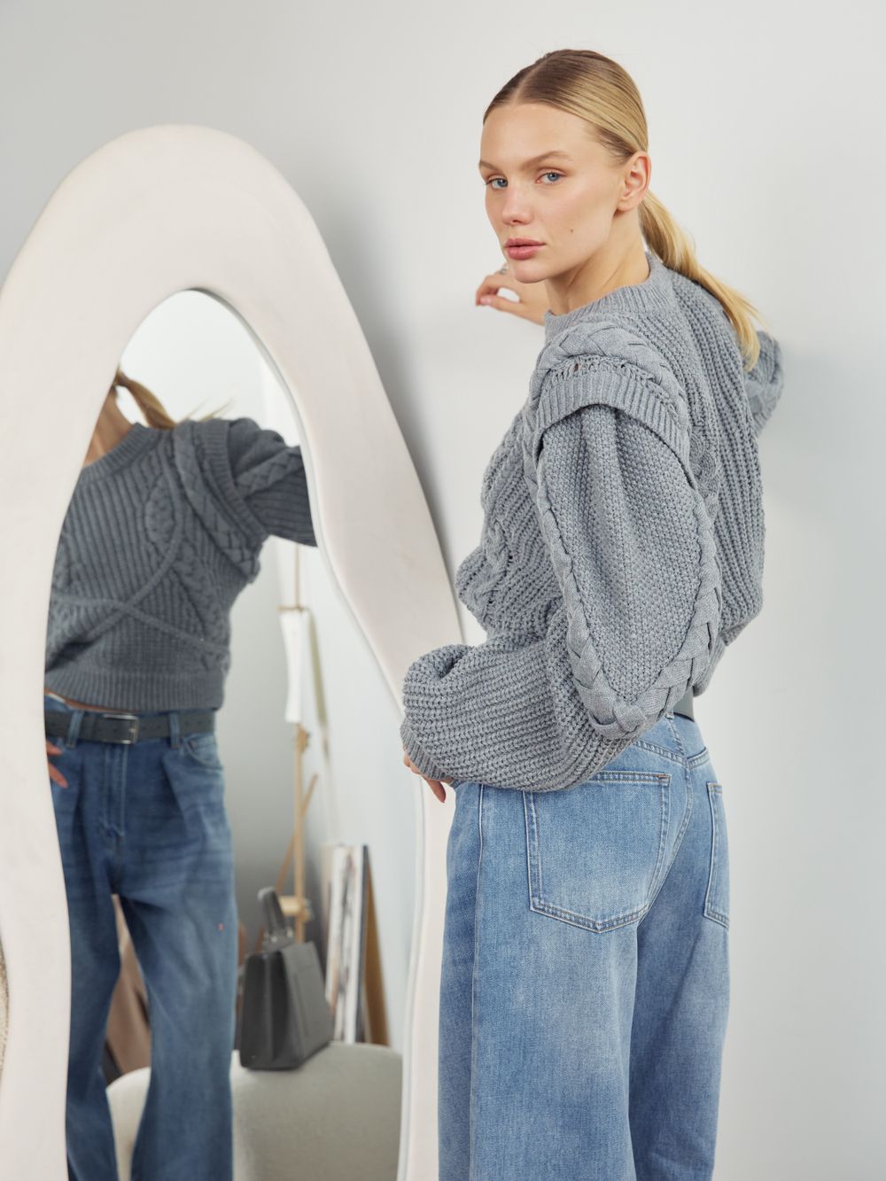 PERFECT JEANS С ЗАЩИПАМИ BLUE