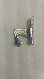 Петля (кронштейн) для холодильника Hansa (Ханса) верхняя левая 1023005