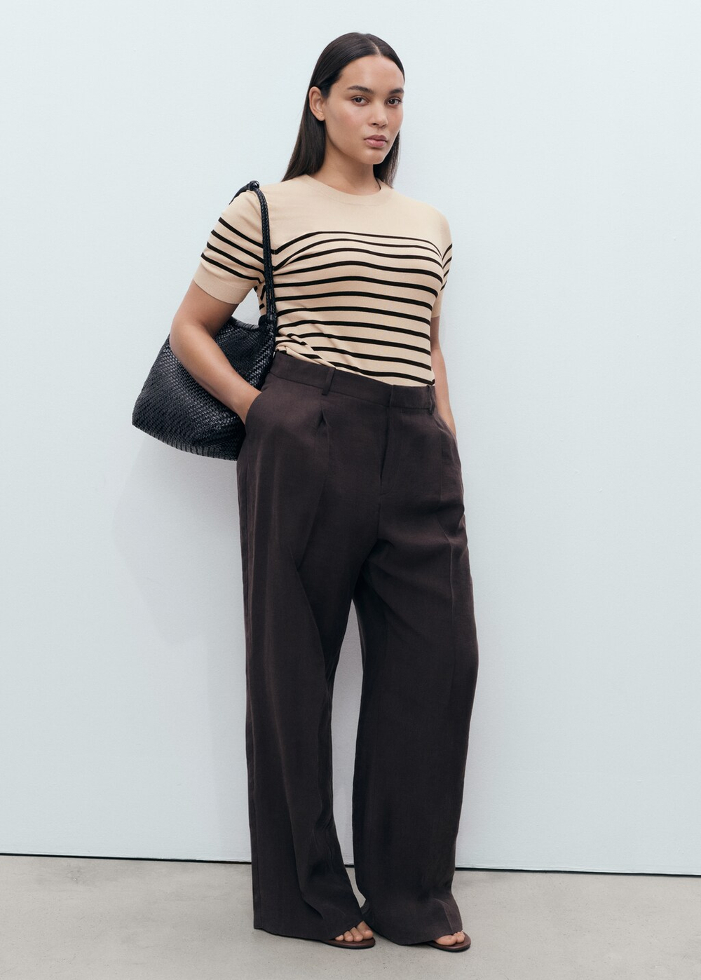 Джемпер из тонкого трикотажа с короткими рукавами