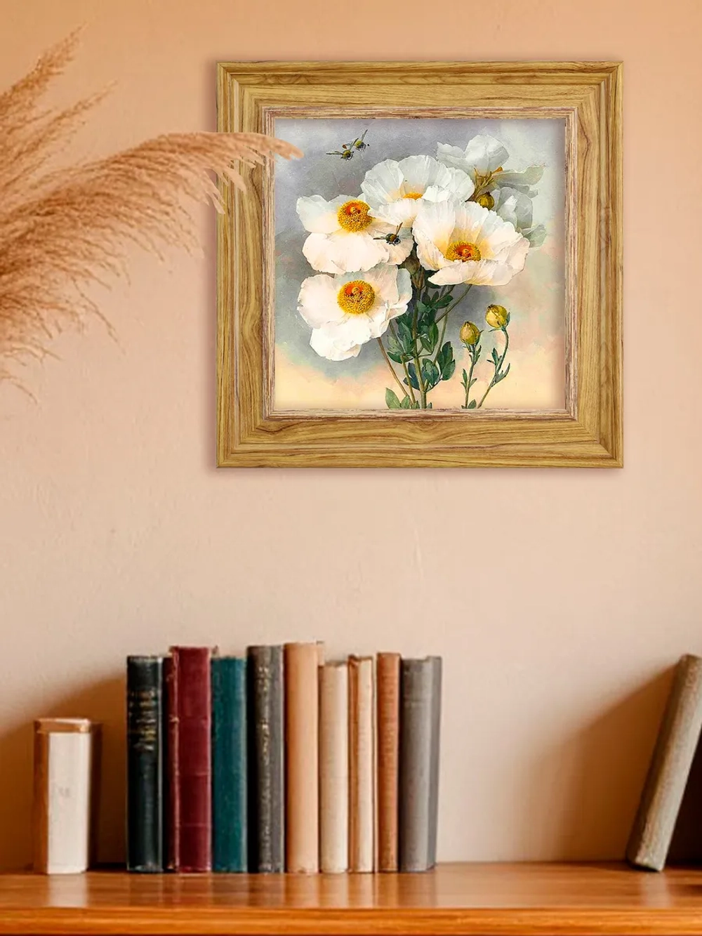 Картина настенная интерьерная в раме "под дерево" 26*26 см