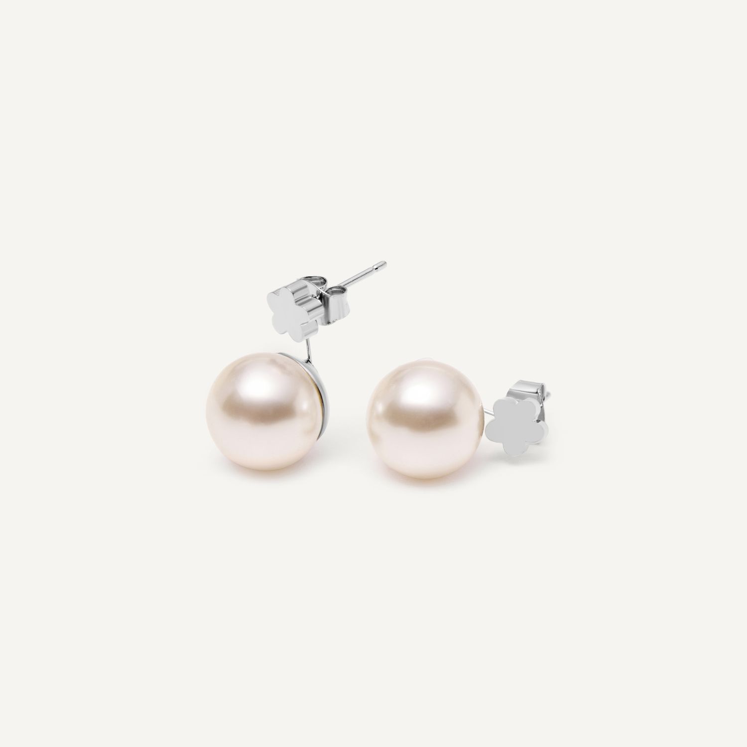 Серьги Pearl Essence Earrings
