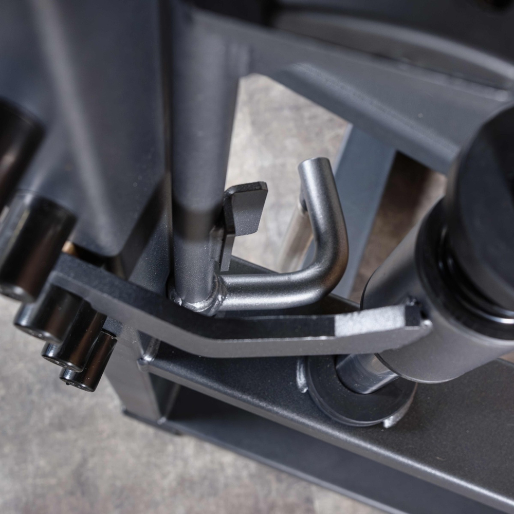 A616 Вертикальный жим ногами