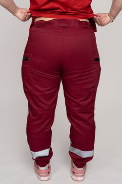 Брюки-джоггеры демисезонные женские Скорая помощь MedicLine цв. БОРДОВЫЙ