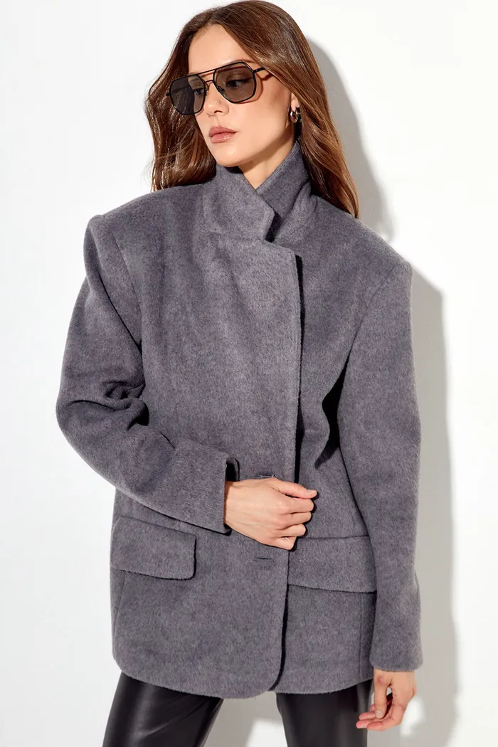 Пальто-пиджак с шерстью серого цвета