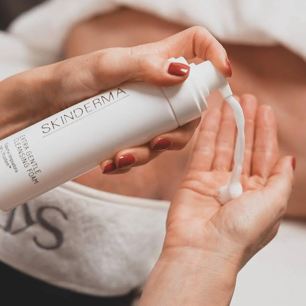 Cleansing Foam Solution - Нежная пенка для очищения кожи с ниацинамидом, 200 мл