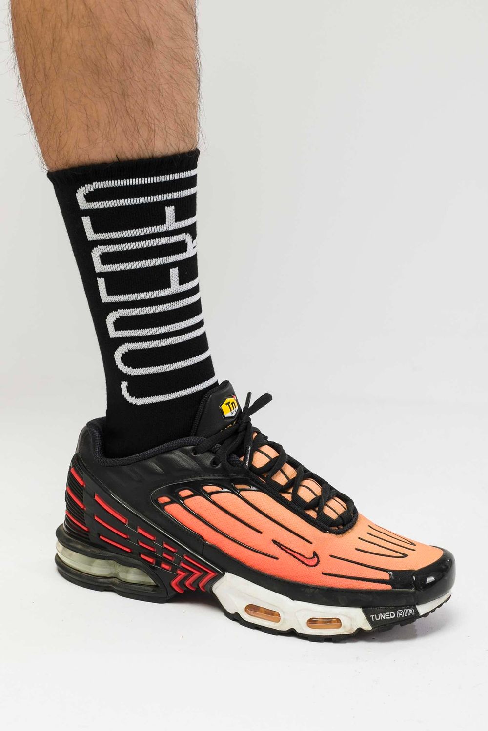 Носки Font Lines Черные