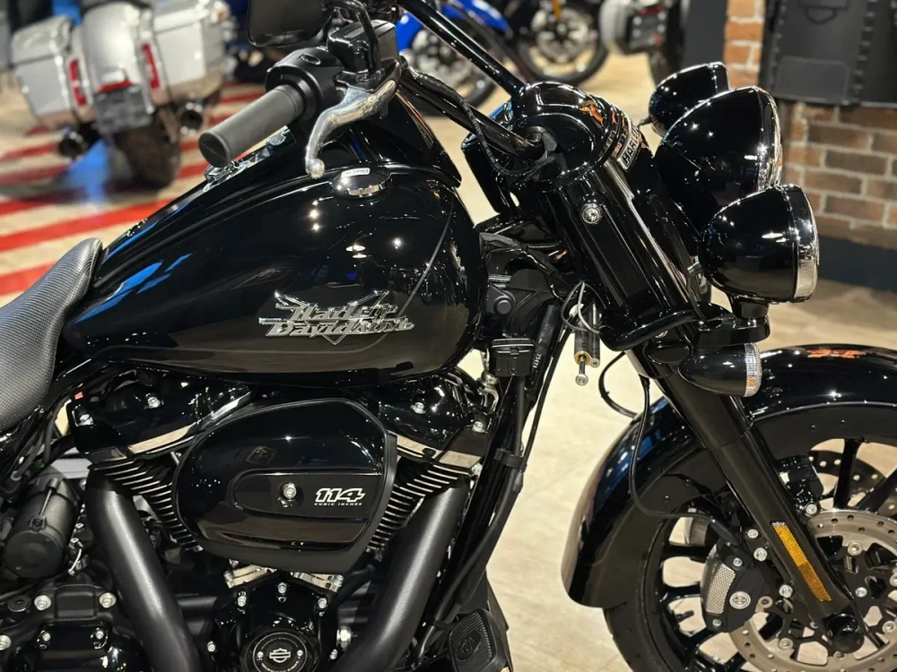 Harley-Davidson Freewheeler Black/Black 2023