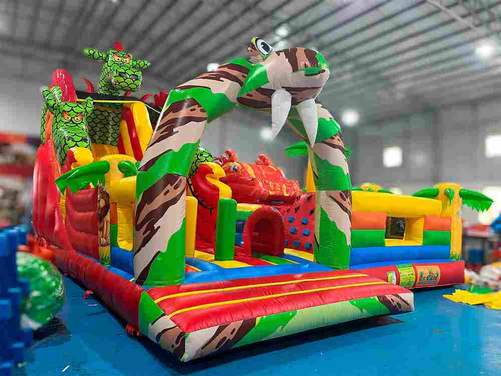 Коммерческий надувной батут «Змей Горыныч» 8,5*7*6 м