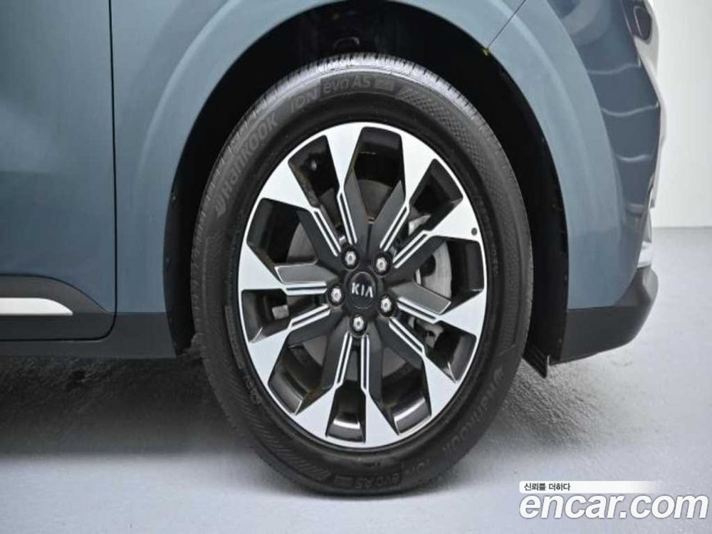 Kia Carnival (Sedona) 4 Generation 9-и местный Noblesse (09.2020)