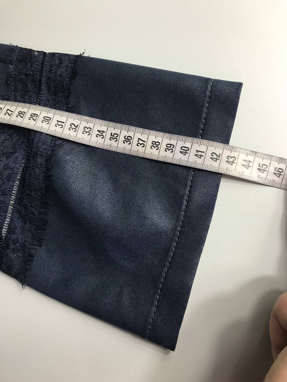 Платье с оригинальными вставками, визуально на 50 размер