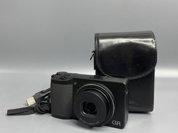 Ricoh GR III