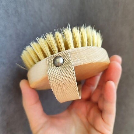 Щетка массажная натуральная 10 см