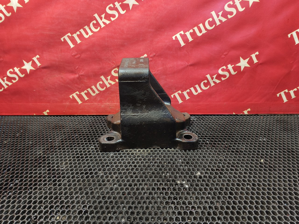 Кронштейн рессоры задней