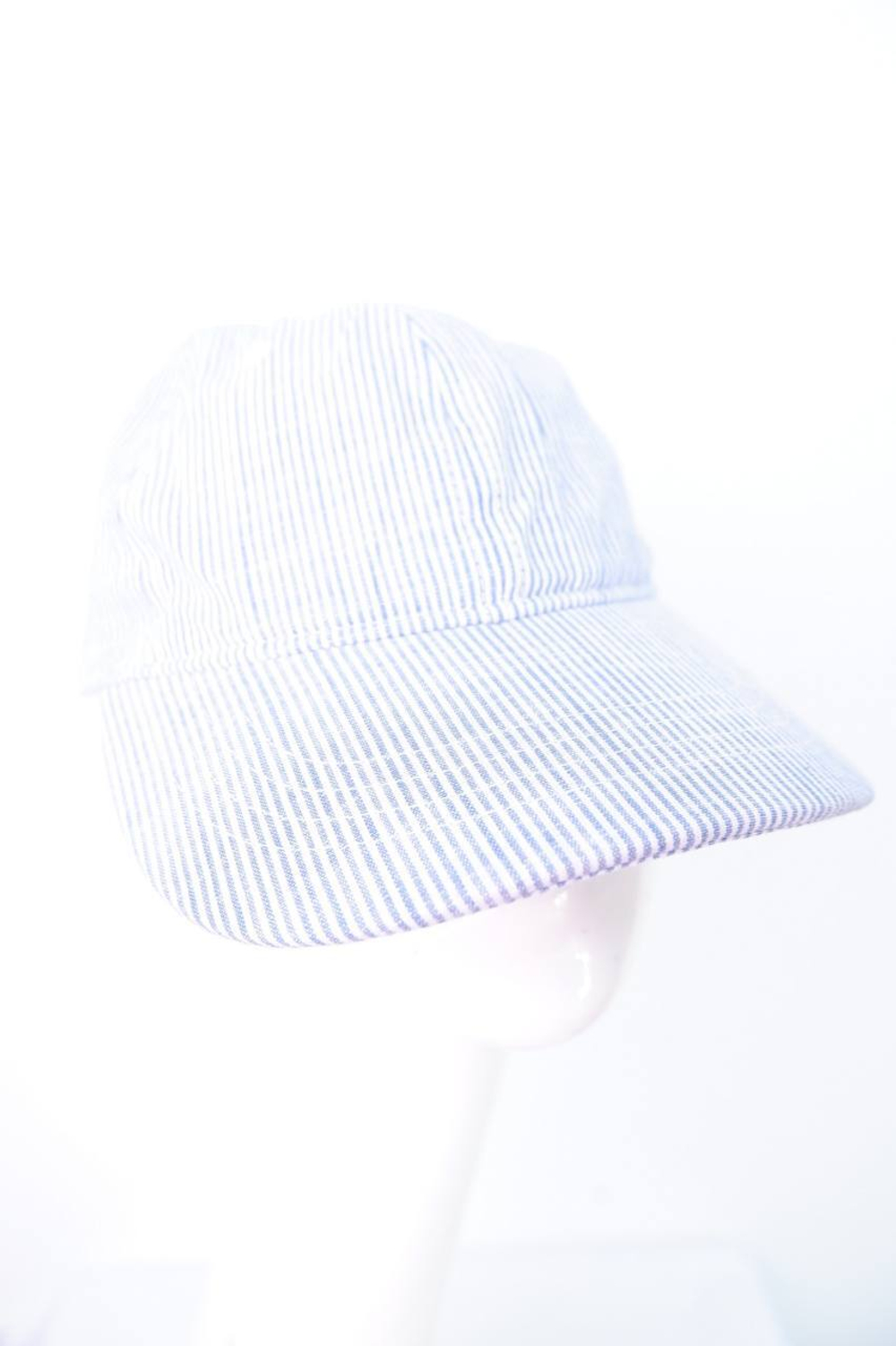 Кепка в полоску