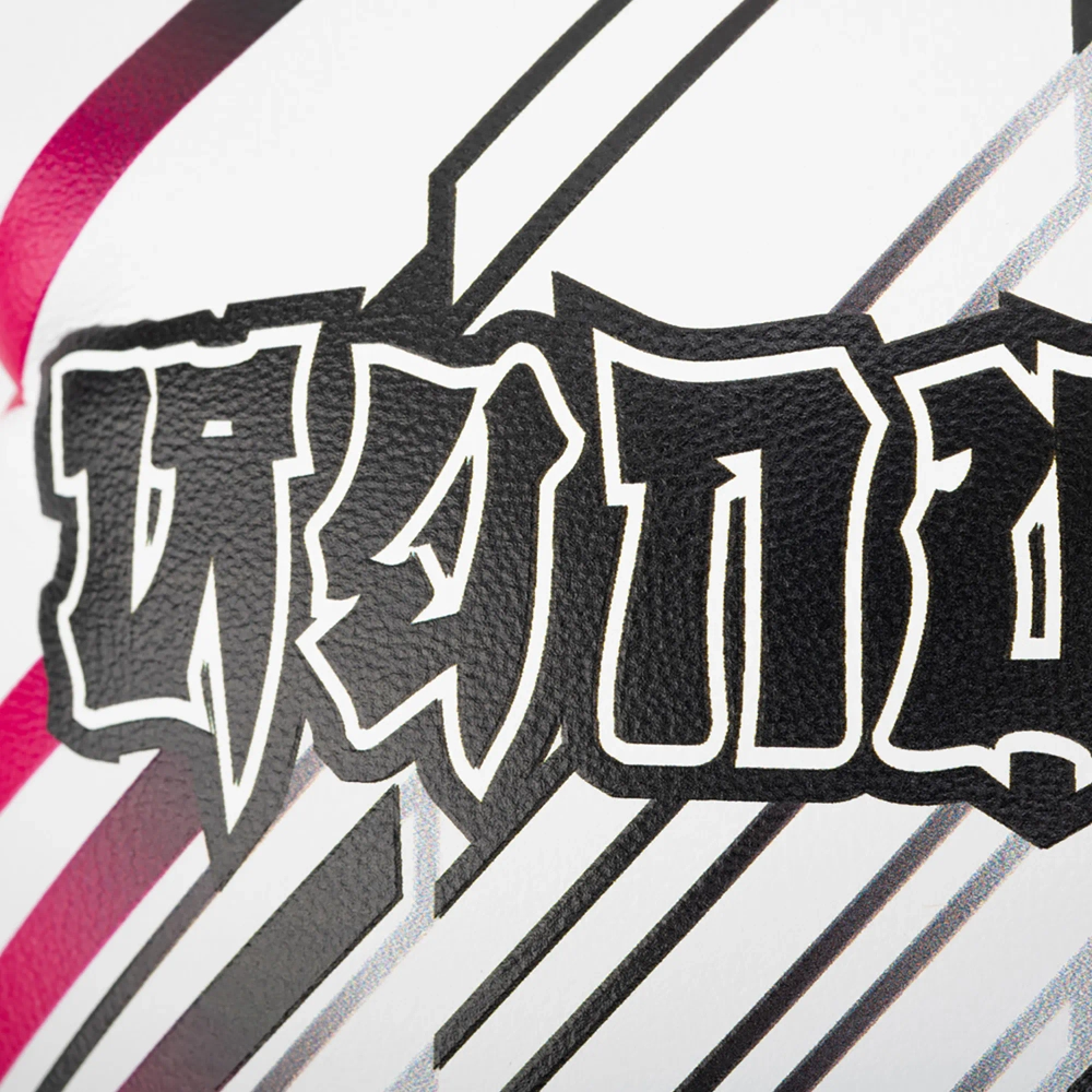 Боксёрские перчатки YOKKAO Power Boxing white