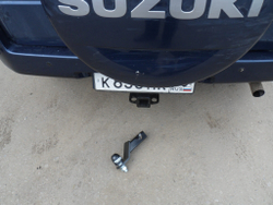 Фаркоп под квадрат для Suzuki Grand Vitara (5 дверей), 2005-2015, Бизон.FA 0375-E