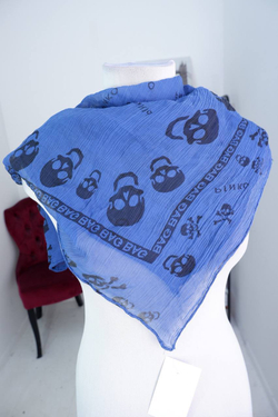 Платок со стильным принтом