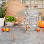 Диспенсер для напитков 4л на металлической подставке