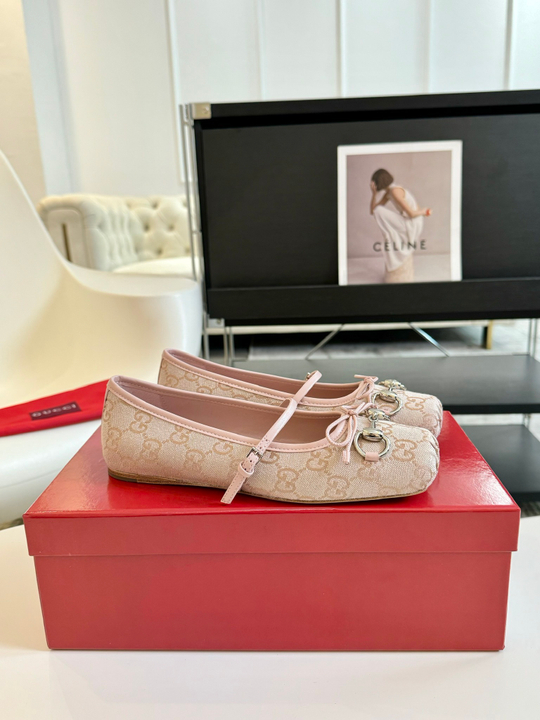 Gucci Flat
