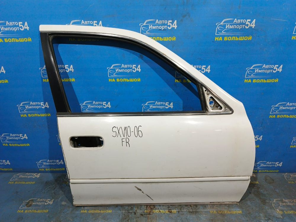 Дверь передняя правая TOYOTA CAMRY 1993