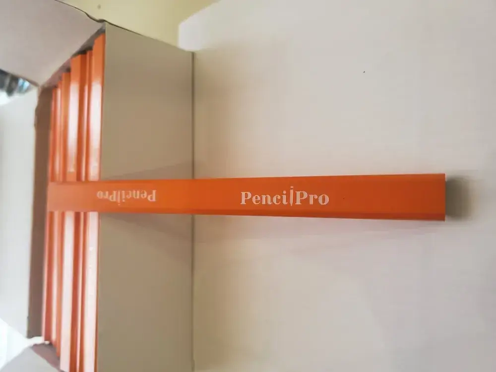 Карандаш строительный овал.