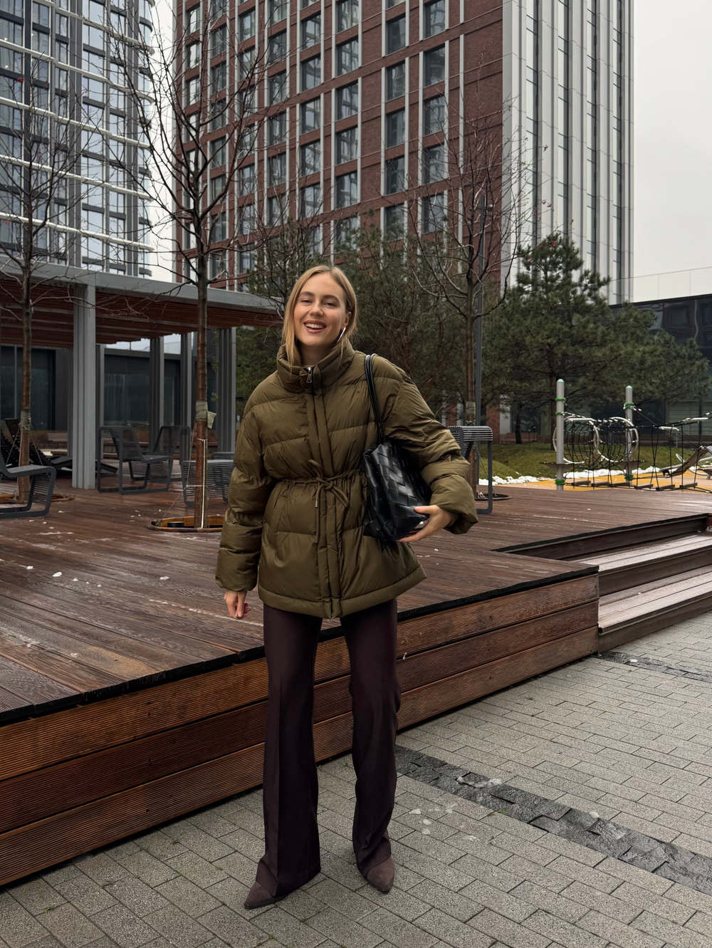 Пуховик Brunello миди изумруд