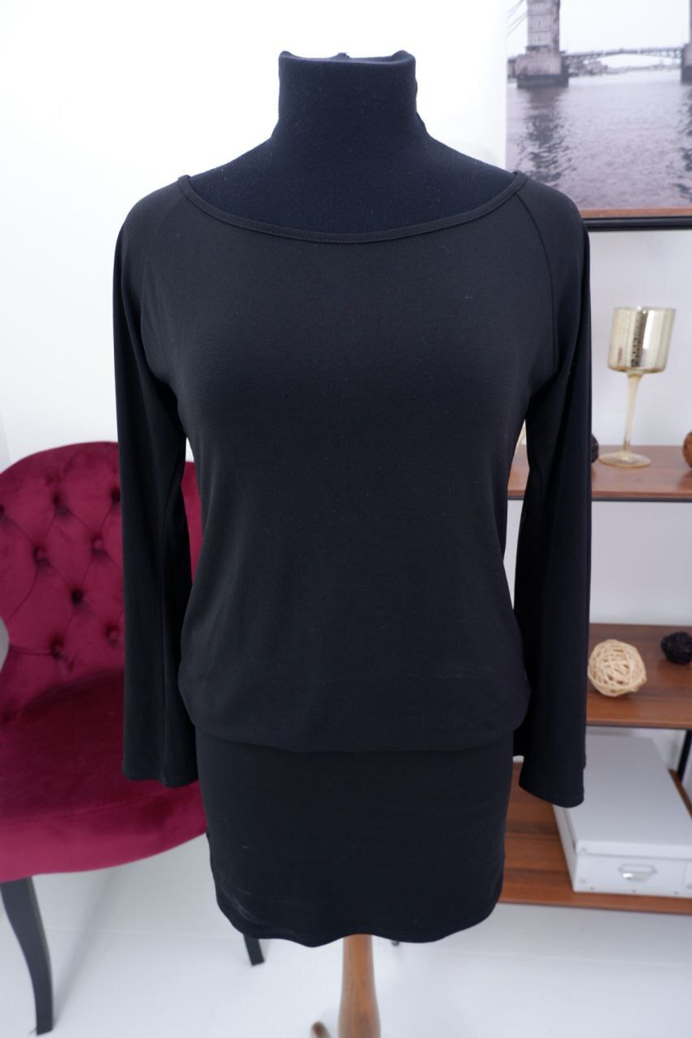 Платье Moda International трикотажное 46 размер