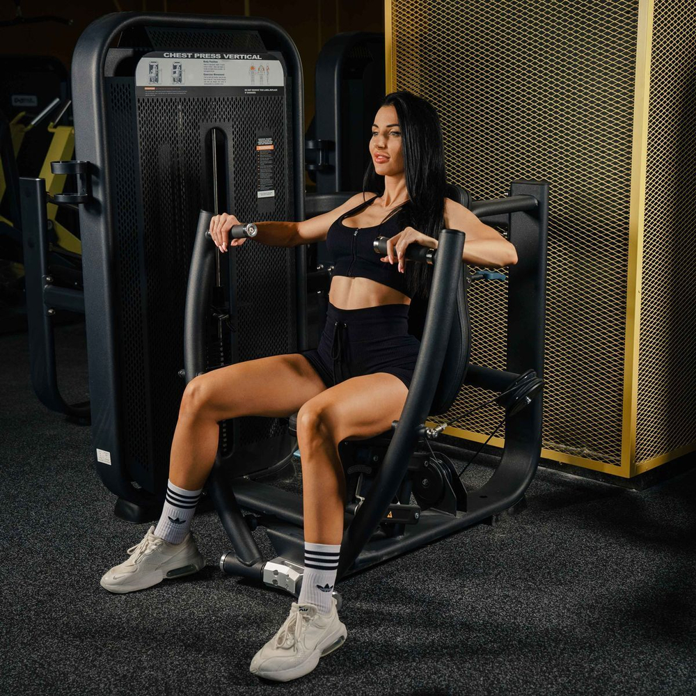 E7008 Жим от груди вертикальный. Стек 110 кг
