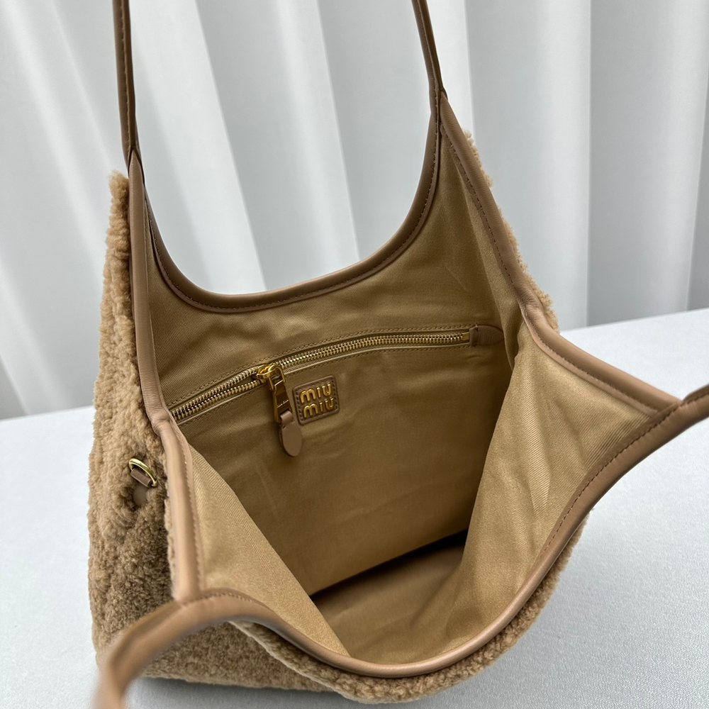 Miu Miu IVY Bag 40 cm