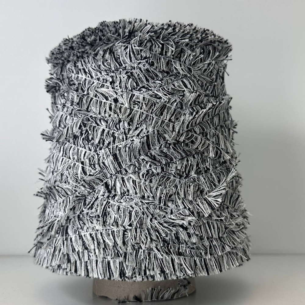 6264 - CARISIO Vimar; хлопок, вискоза, п/а; 300м/100гр; Травка; col.2; цвет: черно-белый; S501