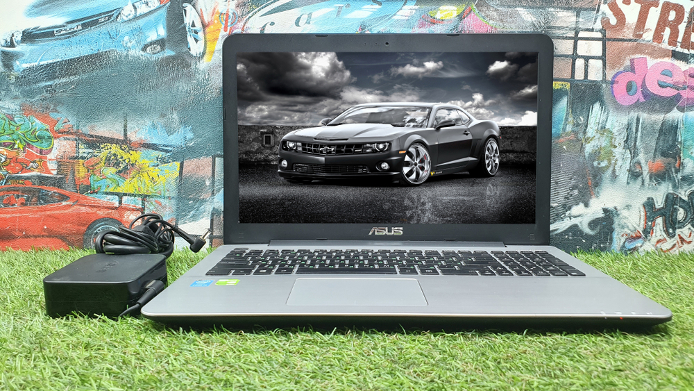 Игровой ноутбук ASUS i3-5/4 Gb/940M 2 Gb