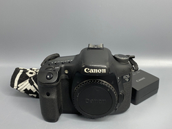 Canon EOS 7D