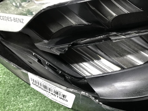 Битая Фара правая Mercedes E W213 (2020-2023) LED