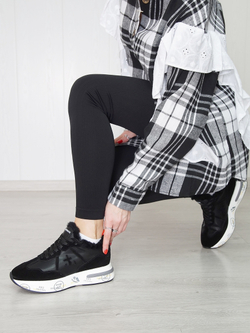 Кроссовки женские зимние