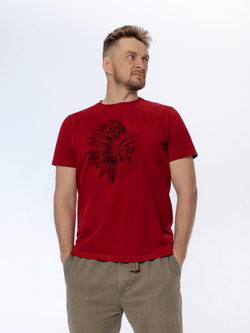 Бордовая мужская футболка с принтом индеец-череп