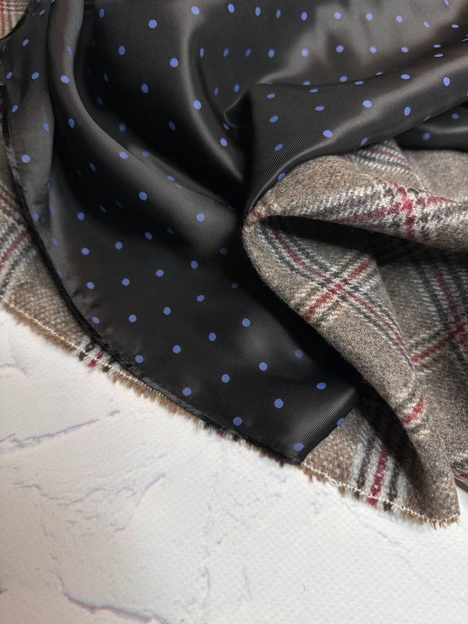 Вискоза подкладочная с узором (100%вискоза, Черный фон/фиолетово-синий мелкий горох, 137, 75 гр/м2)