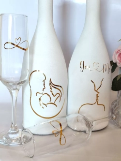 Наклейки свадебные зеркальное золото на бокалы и бутылки.