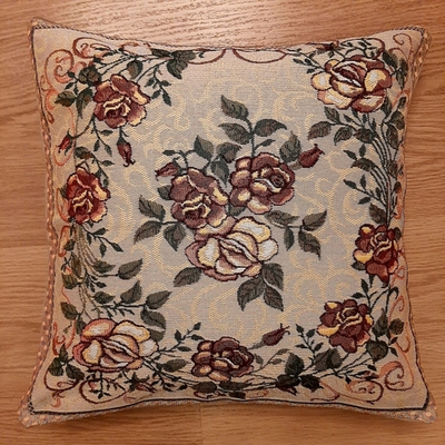 Декоративный гобеленовый чехол для интерьерной подушки Плетистая роза 47х47