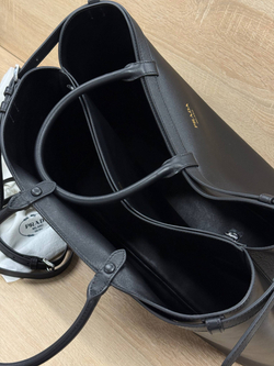 Сумка-мессенджер Prada