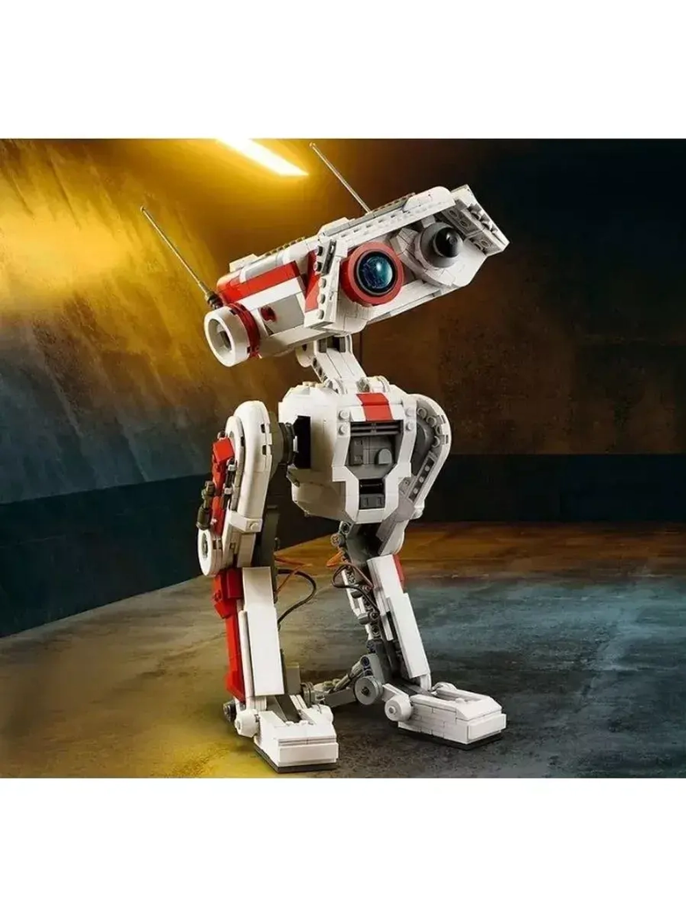 Конструктор Star Wars Дроид BD-1 1080 деталей 67005