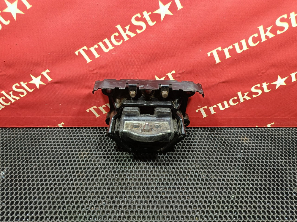 Подушка двигателя передняя 2023г.