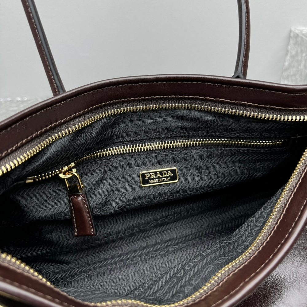 Prada Bag 32 cm