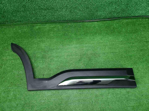 Накладка двери задняя правая Geely Okavango 23-нв