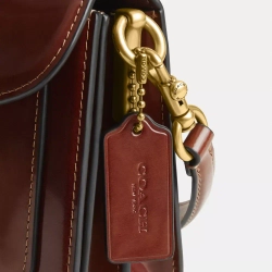 COACH СУМКА ЧЕРЕЗ ПЛЕЧО TABBY 26, КОРИЧНЕВЫЙ