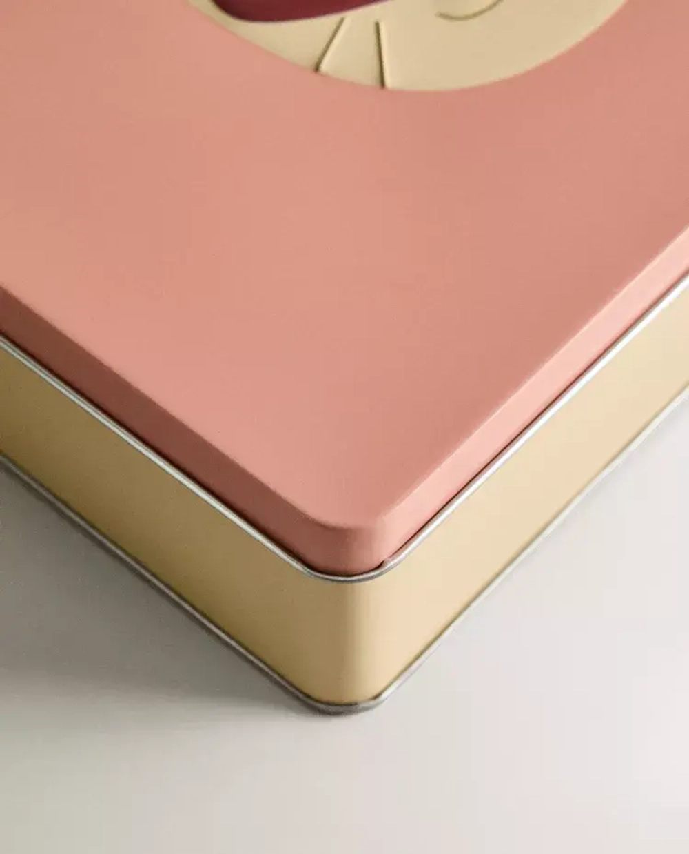 ZARA HOME МЕТАЛЛИЧЕСКИЙ ЯЩИК ДЛЯ ХРАНЕНИЯ, РАЗНОЦВЕТНЫЙ