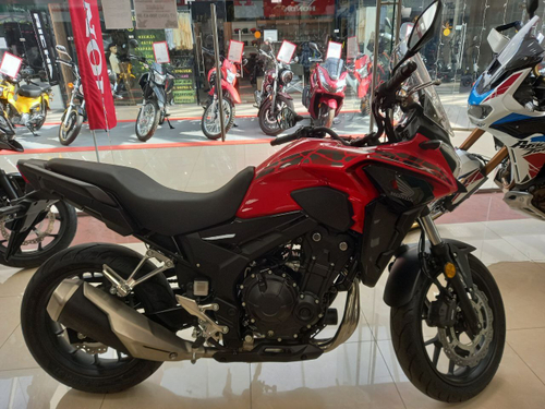 Мотоцикл Honda CB400X красный