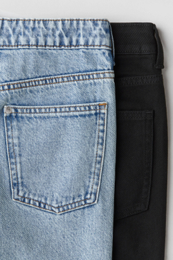 H&M Комплект из двух джинсов свободного кроя, черный